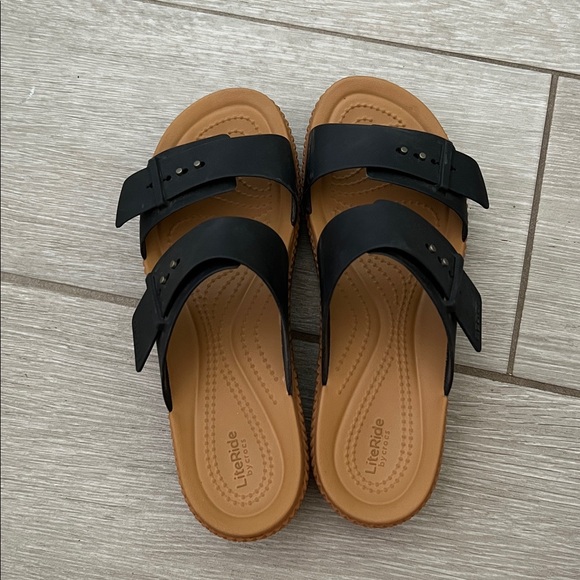 Litestride by Crocs Brooklyn Woven Buckle Black size 9 - Picture 2 of 5